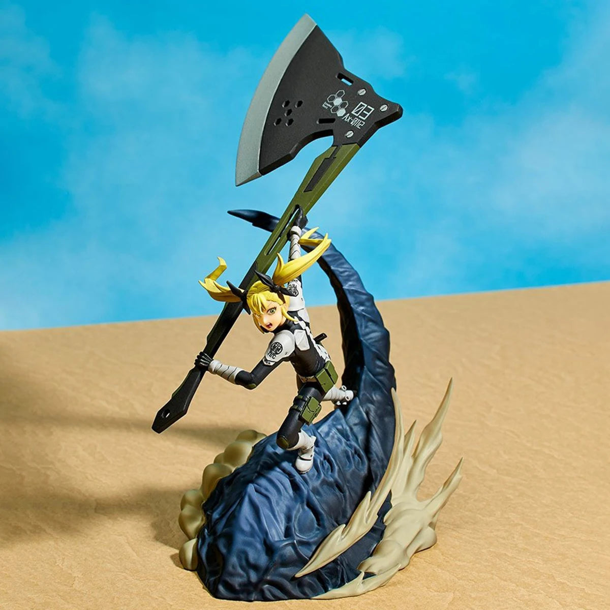 Figura Kikoru Shinomiya - Kaiju No. 8 | Kaiyodo 17cm
