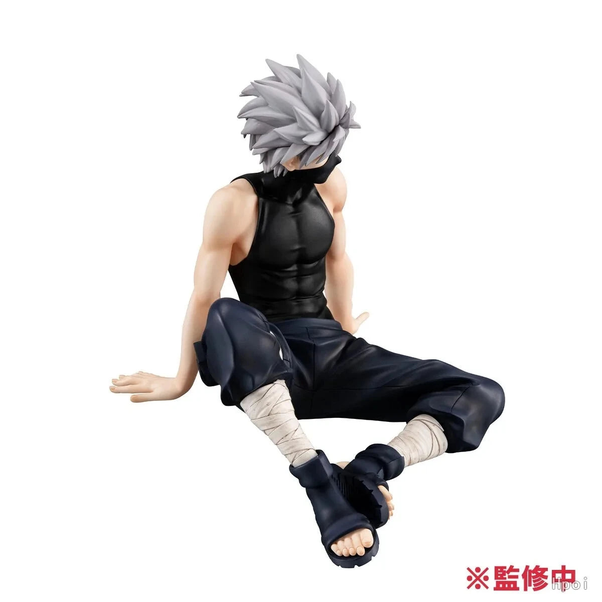 Figura Kakashi Hatake - Naruto Shippuden | Postura Sentada con Estrellas 9cm