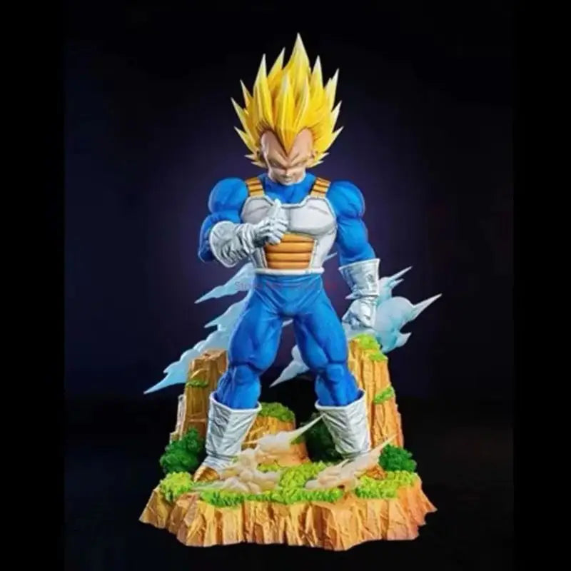Figura Super Vegeta IV efectos autodestruccion - Dragon Ball | GK 25cm
