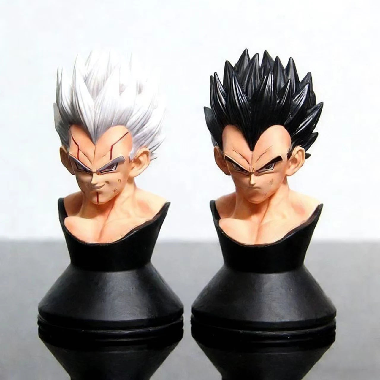 Figura Vegeta - Dragon Ball | Cabezas intercambiables 31cm