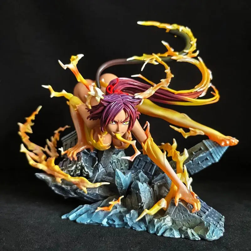 Figura Yoruichi Shihouin Shunko - Bleach | GK Estatua Diorama 23cm