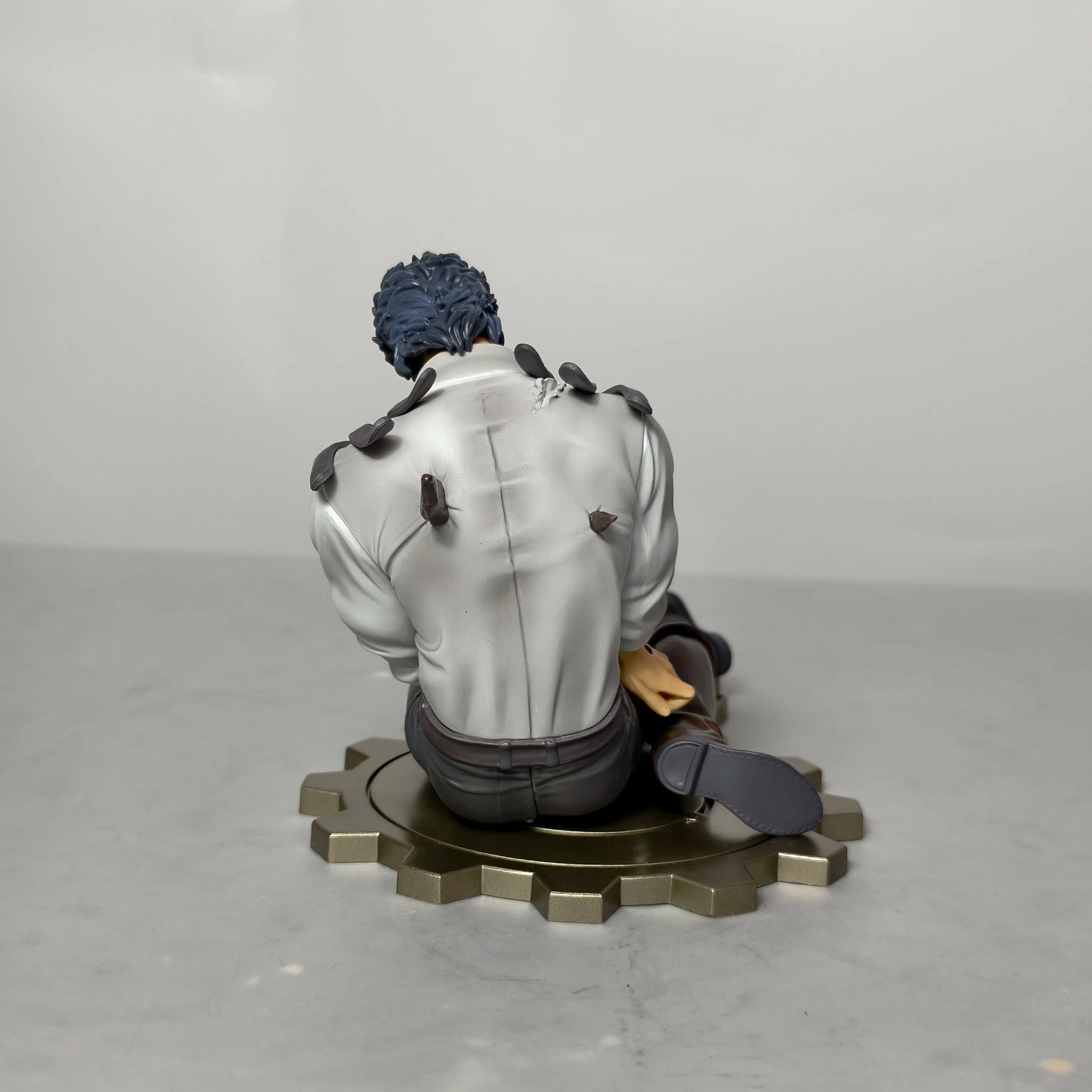 Figura Jonathan Joestar - JoJo's Bizarre Adventure | 11 cm