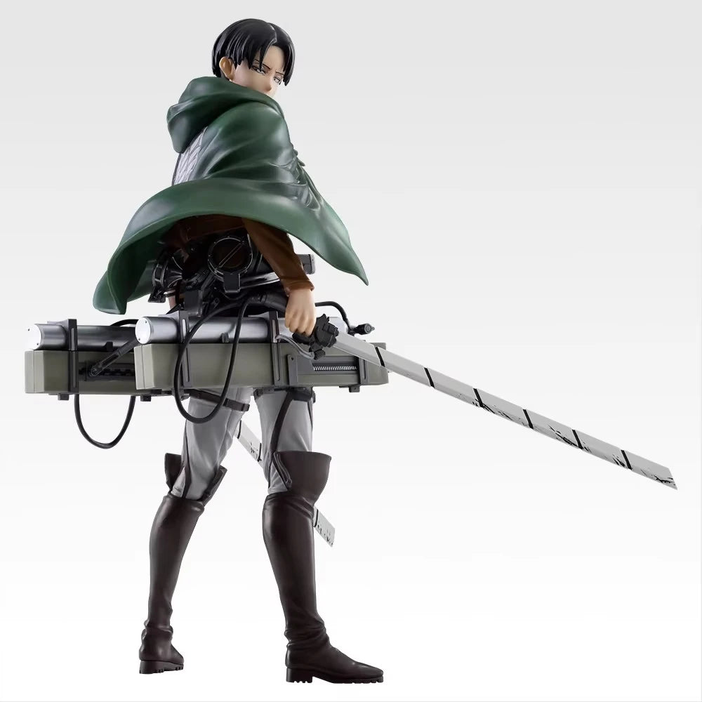 Figura Levi Ackerman - Shingeki no Kyojin | Equipo Antititan vs Bestia | Bandai Ichiban Kuji 25cm