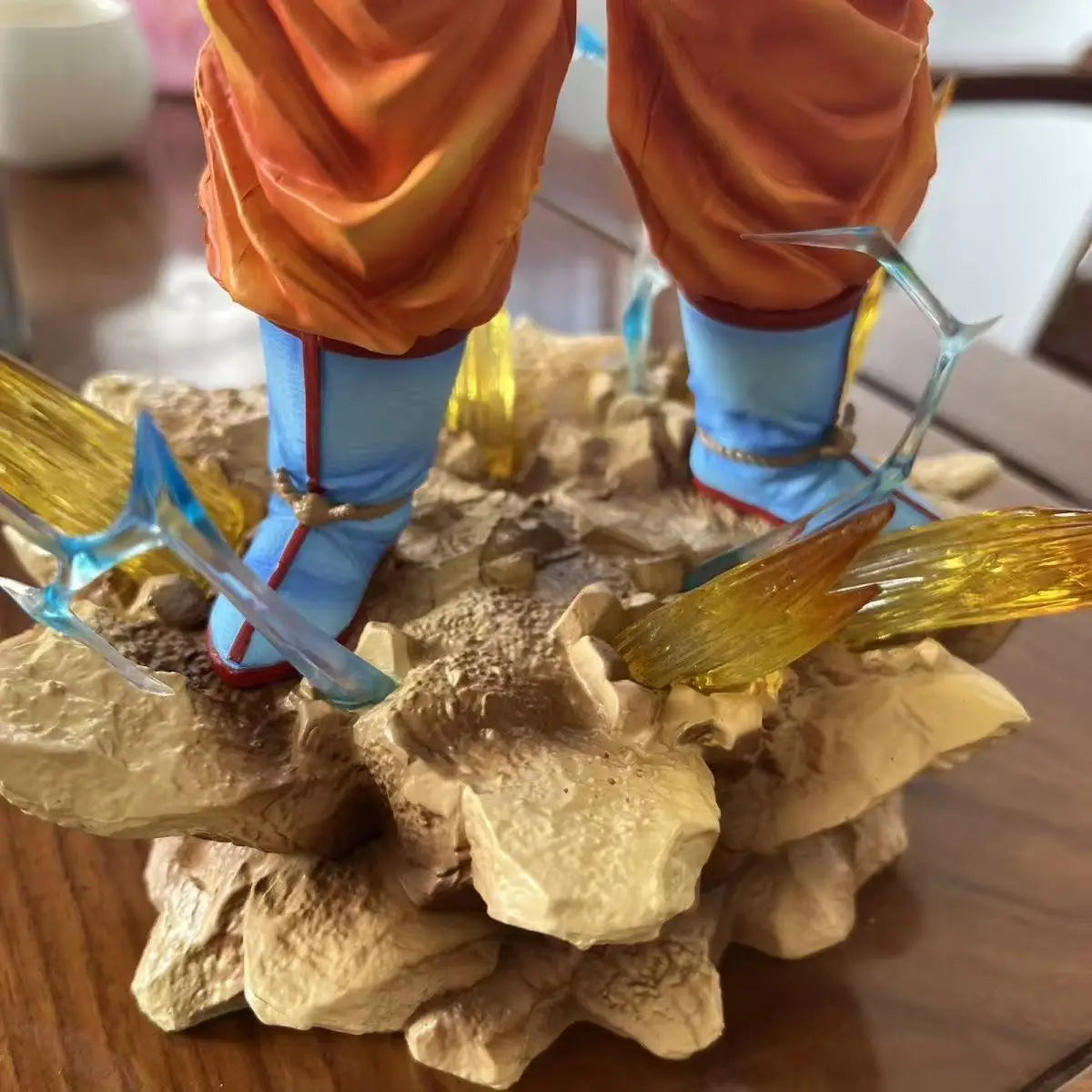 Figura Goku SSJ2 - Dragon Ball Z | Base LED Super Saiyan 2 33cm