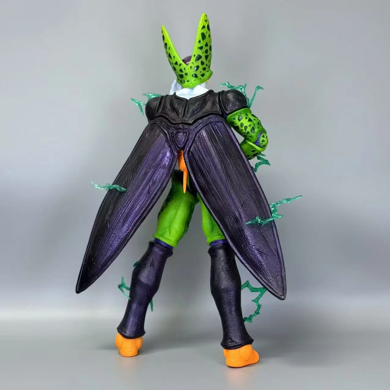 Figura Cell Perfecto - Dragon Ball Z | Estatua GK Efectos Energía 35cm