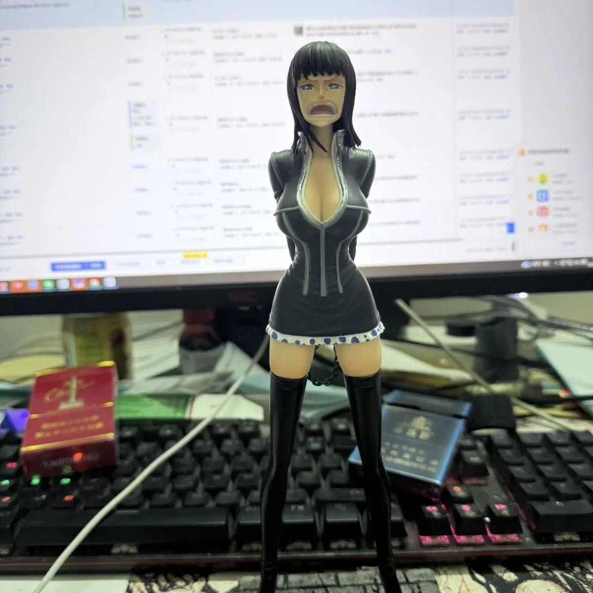 Figura Nico Robin - One Piece | Enies Lobby DX Studio 26cm