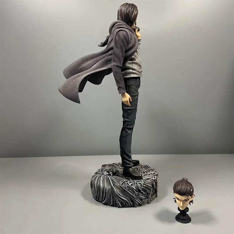 Figura Eren Jaeger - Attack on Titan | Cuerpo de Exploración 30cm