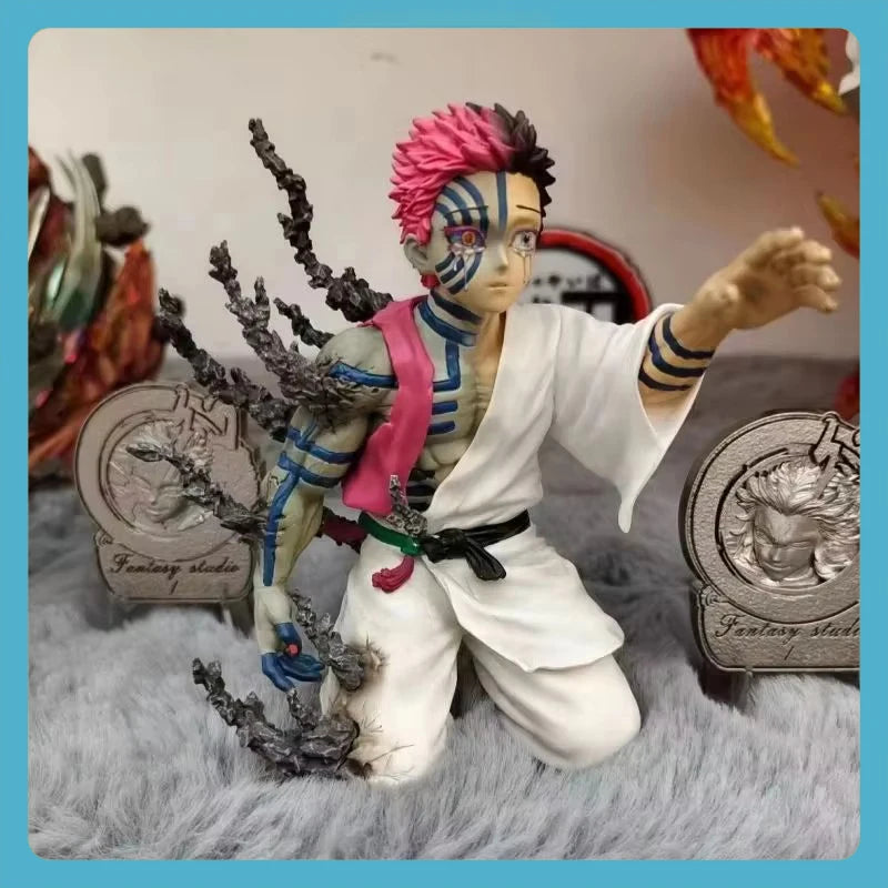 Figura Akaza - Kimetsu no Yaiba | Repent Before Death 15cm