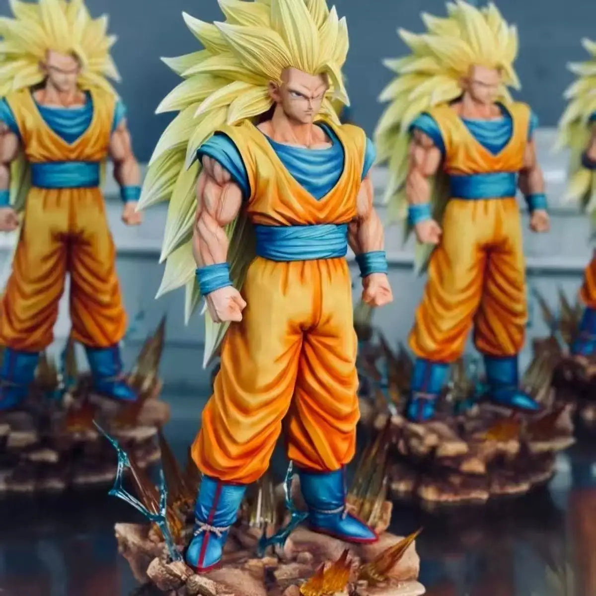 Figura Son Goku SSJ3 - Dragon Ball Z | Base LED Super Saiyan 3 35cm