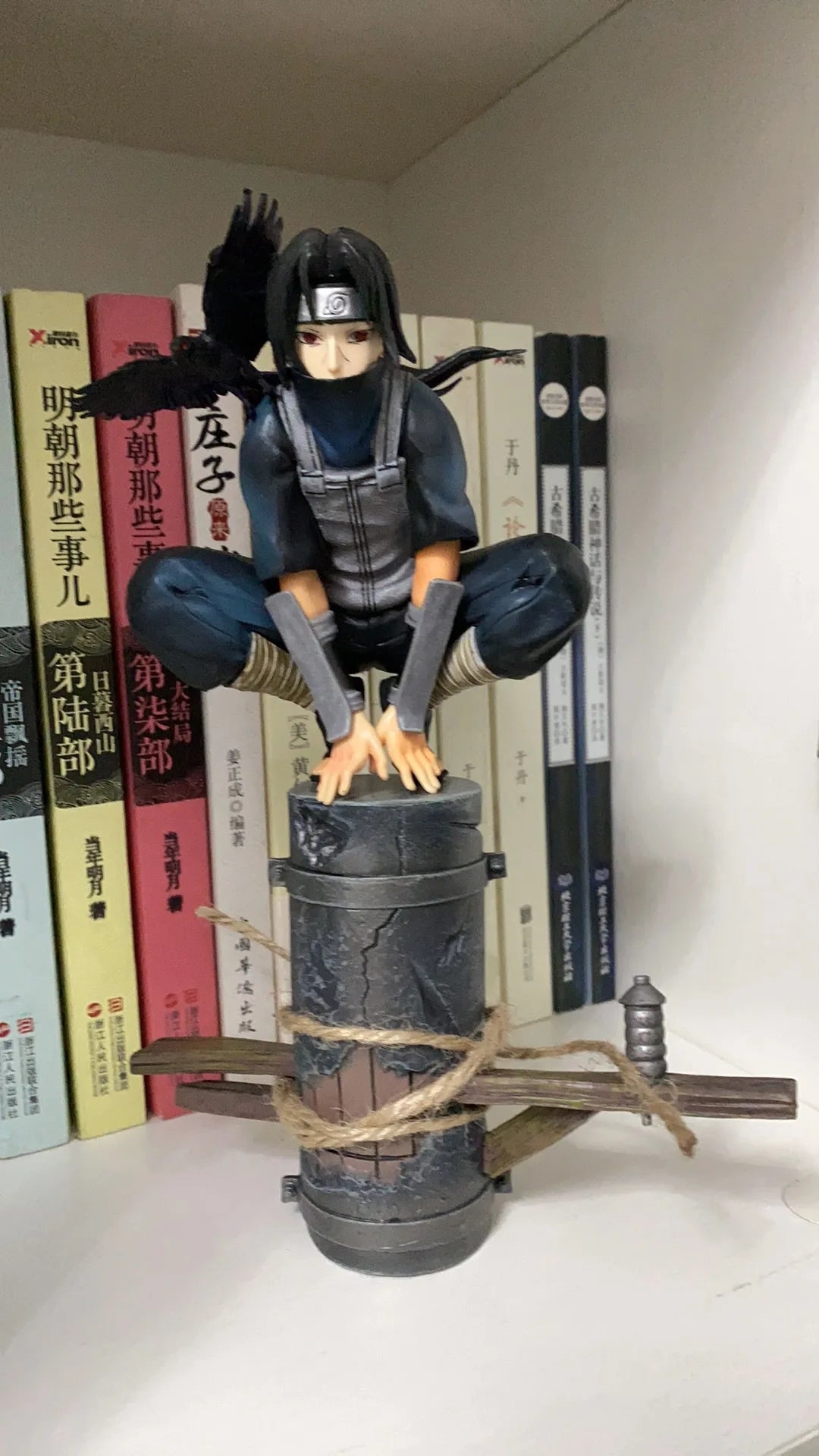 Figura Itachi Uchiha ANBU Tsukuyomi - Naruto | Sharingan Agachado